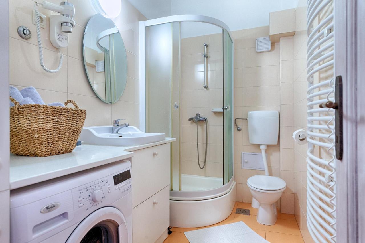 Apartment Lilly Vis Ngoại thất bức ảnh